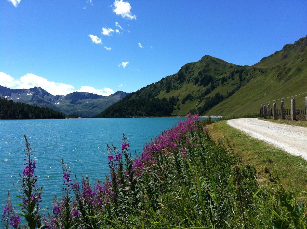 B&B Gottardo Айроло Екстер'єр фото